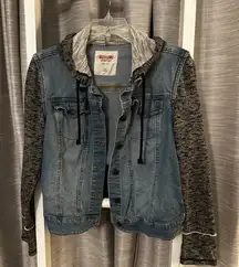 Mossimo Supply Co. Blue Denim Jacket with Black Sleeves