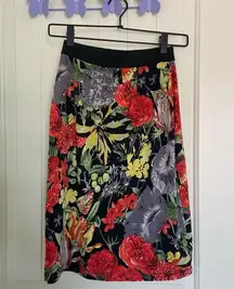 NWOT | Pierre Cardin women’s floral‎ skirt — 22” waist
