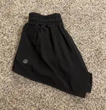 Black Lululemon Hotty Hot 2.5" Shorts
