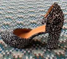 New NYLA black and white platform shoes