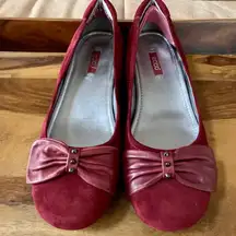 Ecco Bouillon Burgundy Suede Flats