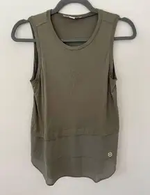 Michael kors sleeveless shirt in army green, mostly made of polyester NWOT small