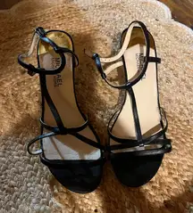 Michael Kors T Strap Strappy Black Wedge Sandal Shoes Sz 7 Open Toe 