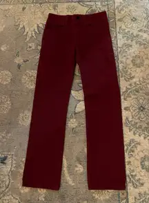 Women's Straight Leg Jeans - Burgundy