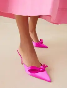 Loeffler Randall Amyra Bow Kitten Mules in Pink Sz. 9