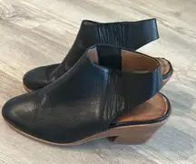 Gentle Souls Kenneth Cole Mules 8