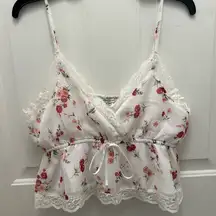 Gorgeous Floral Flowy Coquette Lace Trim Crop Cami