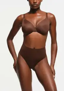 NEW- NWT Skims Smoothing Intimates Full Coverage Bra – cocoa – 32DD