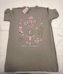 Simply Southern “Raisin’ Hell” Gray Tee. Size Large