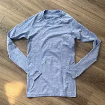 lululemon athletica Heathered Blue Long Sleeve Top Swifty