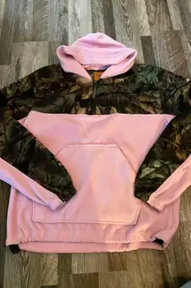Vintage Fleece pink and camo quarter zip hooded sweatshirt 