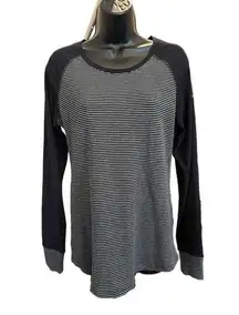 COLUMBIA Cascade George Black and Grey Long Sleeve Crewneck - size Large