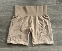 NVGTN Beige Pro Seamless Shorts