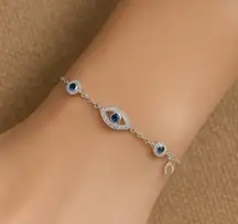 Antian Accessories™ Evil Eye Bracelet 3 Charms & Lucky Horseshoe