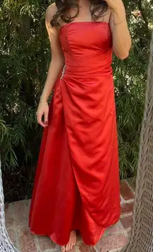 Classy vintage davids bridal strapless red gown prom dress size 4  