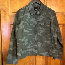 Vuori Vouri Women’s Camo Ripstop Button Down Jacket Size Sm-EUC