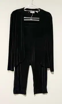 Chico's Travelers 2 piece Set cardigan & cropped pull on pants black size 1
