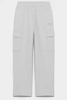 Aritzia Artizia Cargo Sweatpants