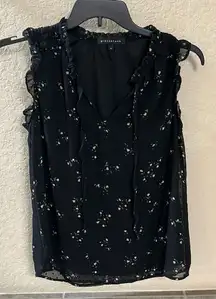 NWOT. Gibson Look Floral Swiss Dot Blouse