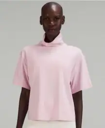 Lululemon Short Sleeve Mock Neck Top