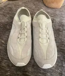 Rockport Walking Shoes Women’s Size 6.5