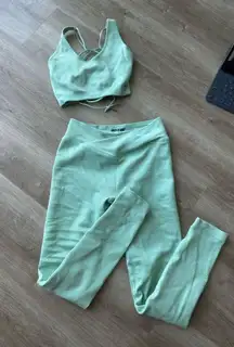 Leggings And Top Set Small