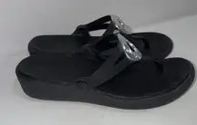 Crocs Sanrah Wedge Thong Sandals BLACK With Silver Circle Flip Flops Women's 7