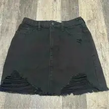 Women’s Hollister Jean distressed black skirt size 3