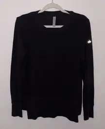 Alo Yoga Black Long Sleeve Shirt