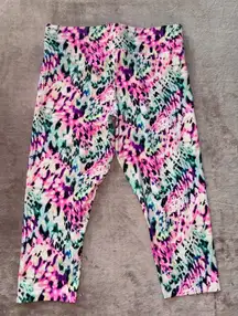 Pink Yoga Victoria's Secret Women's Leggings Floral Size‎ Medium