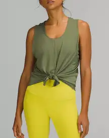 Flow Y 2-in-1 Yoga Tank Top  Green Twill size 4 NWT