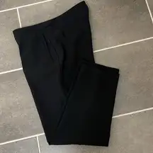 Lululemon On The Move Pant *28" size 12
Black