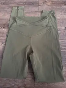 Lululemon Army Green Mesh Leggings 