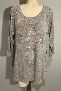 EST 1946 gray floral 3/4 sleeve top shirt woman’s medium