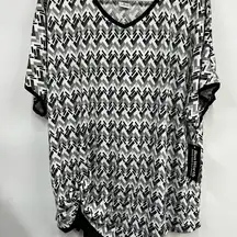 BON WORTH nwt Womens xl Short Sleeve artsy Chevron Tribal pattern Shirt