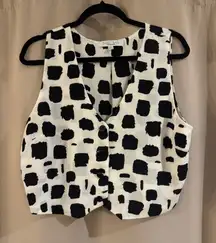 Sweet Rain Black and White Patterned Vest