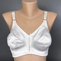 Bali 38D 3820 Double Support Wireless Unpadded Full Coverage Bra Cream White