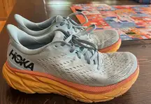 Hoka Clifton 8s - Woman’s size 8