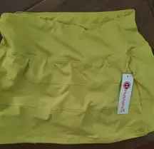 Tennis/golf Skort New with tags size 6 women's 4 packets perfect for running