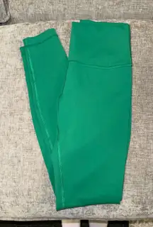 Lululemon Wunder Train Leggings 28”