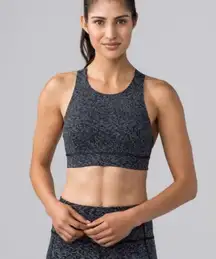 Lululemon Fast and Free Bra(Nulux) Soundwave Alpine white black  Size:6