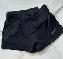 Nike High-Waisted Ribbed Jersey Shorts Size Large EUC