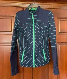 Lululemon Define  jacket, navy and green size 4