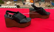 Women's Naomi Wood Wedge Heels with Memory Foam Insole - Universal Thread size 6