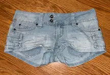 Vintage YMI low rise light wash denim shorts