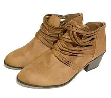 Time and Tru Size 7.5 Memory Foam Brown Woven Ankle Booties