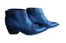 Wal &‎ Pai Los Angeles Black Leather Ankle Boots Zipper Back Women SZ 6.5 Brazil