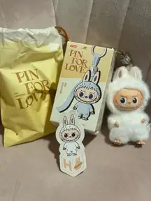 POP MART Pin for Love Labubu~ H