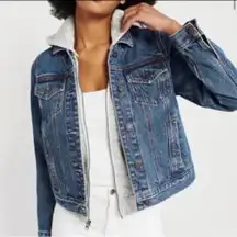 Abercrombie & Fitch Classic Jean Jacket Blue Sz. L Flap Button Pockets Cotton