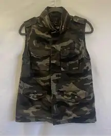 Love Tree Cargo Camo Vest Small Snap Closure Green Utility Military Layer Cotton